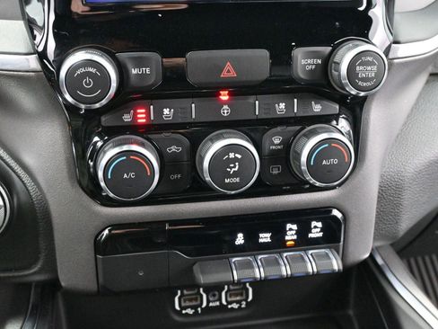 Used 2020 RAM 1500 Laramie w/ Sport Appearance Package image 25