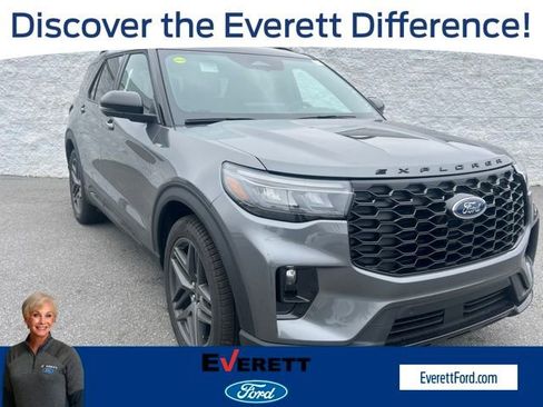 New 2026 Ford Explorer ST-Line w/ ST-Line Street Pack image 1