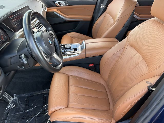 Used 2022 BMW X5 M50i AWD/4WD image 19
