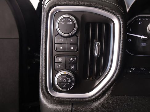 Used 2020 GMC Sierra 2500 Denali w/ Technology Package AWD/4WD image 8
