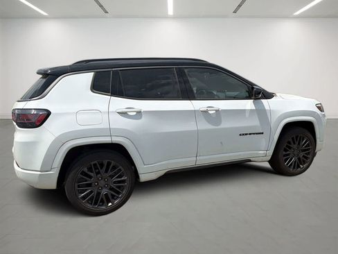 Used 2022 Jeep Compass High Altitude AWD/4WD image 4