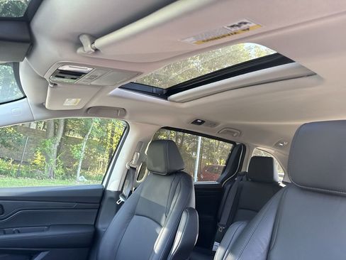 New 2026 Honda Odyssey EX-L image 16