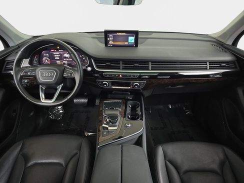 Used 2018 Audi Q7 3.0T Prestige w/ Prestige Package AWD/4WD image 12