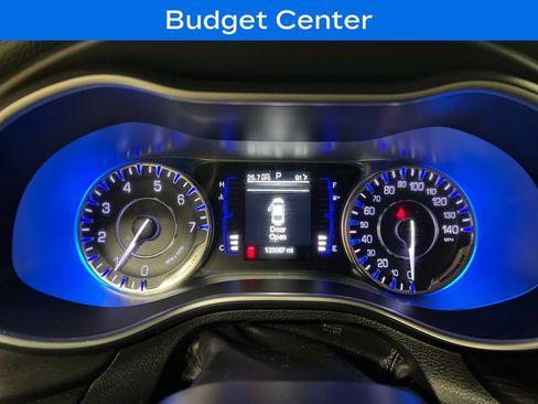 Used 2015 Chrysler 200 Limited w/ Convenience Group FWD image 19