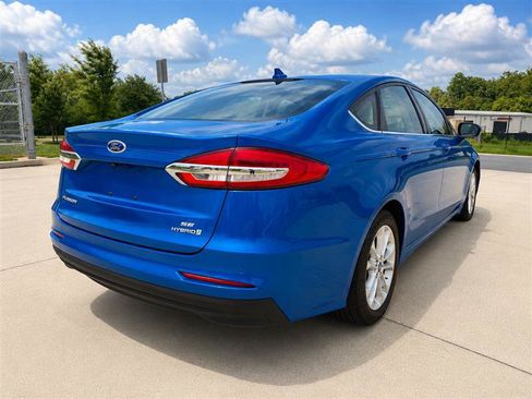Used 2019 Ford Fusion SE FWD image 7