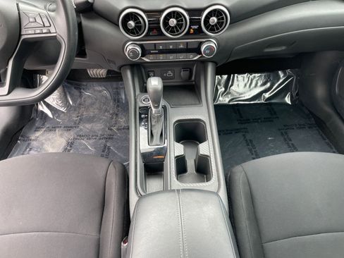Used 2025 Nissan Sentra S image 39