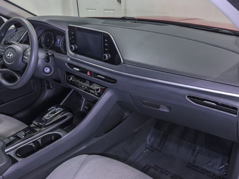 Used 2022 Hyundai Sonata SE image 19
