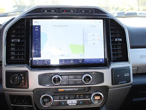 Used 2022 Ford F350 Lariat w/ Lariat Ultimate Package image 31