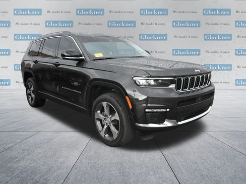 Used 2023 Jeep Grand Cherokee L Limited w/ Luxury Tech Group II AWD/4WD image 3