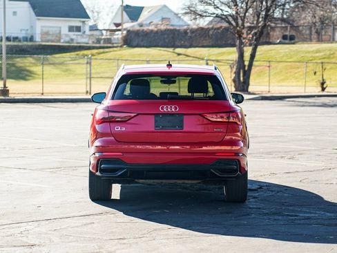 Used 2021 Audi Q3 2.0T Premium Plus w/ Premium Plus Package image 6