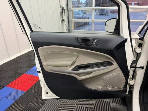 Used 2021 Ford EcoSport S AWD/4WD image 8