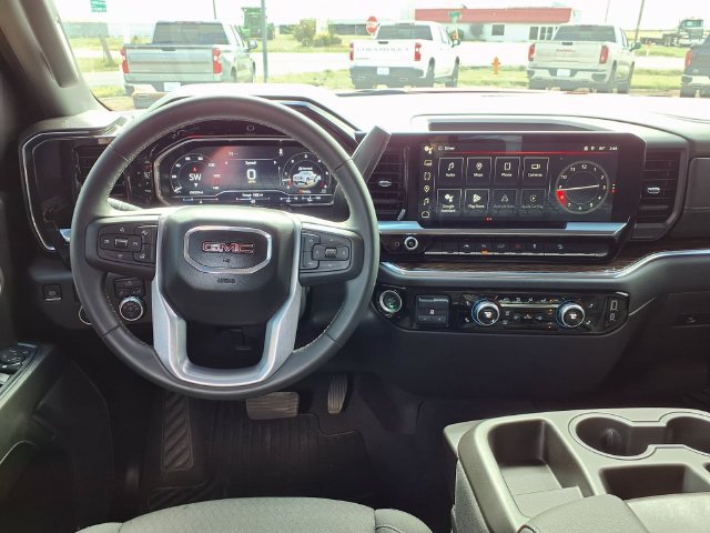 Used 2024 GMC Sierra 1500 Elevation w/ X31 Off-Road Package AWD/4WD image 4