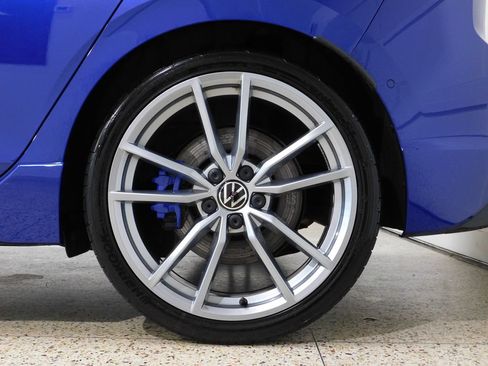Used 2024 Volkswagen Golf R AWD/4WD image 93