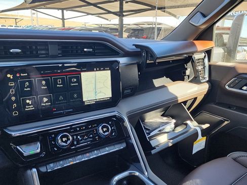 New 2026 GMC Sierra 2500 Denali w/ Denali Reserve Package image 38