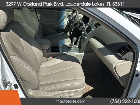 Used 2009 Toyota Camry Hybrid image 46