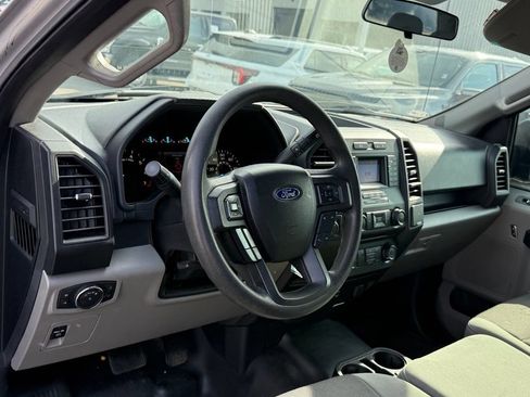 Used 2018 Ford F150 XL w/ Equipment Group 101A Mid RWD image 4