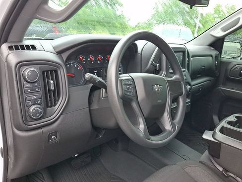 Used 2022 Chevrolet Silverado 1500 Custom Trail Boss AWD/4WD image 10