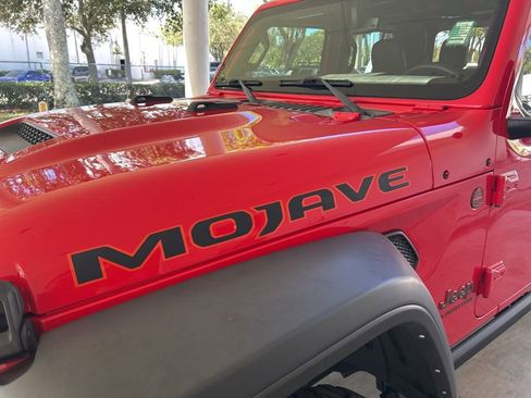 Used 2022 Jeep Gladiator Mojave w/ Trailer Tow Package image 15