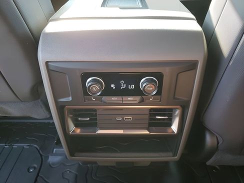 New 2025 GMC Hummer EV 2X w/ LPO, Dark Essentials Package image 19