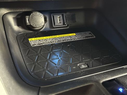 Used 2020 Toyota RAV4 XSE image 34