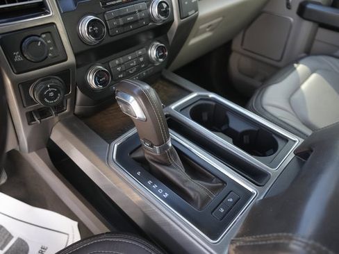 Used 2019 Ford F150 Limited w/ Trailer Tow Package image 28