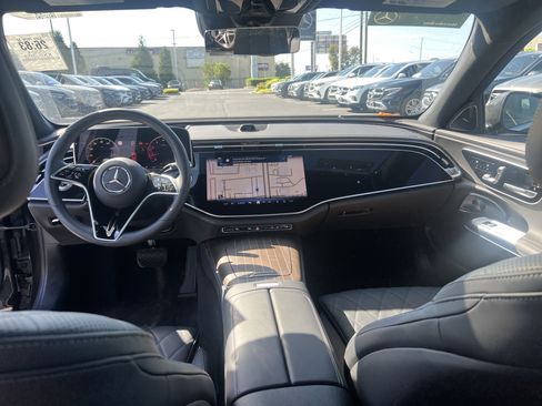 Used 2024 Mercedes-Benz E 450 4MATIC All-Terrain Wagon image 30