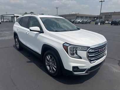 Used 2024 GMC Terrain SLT