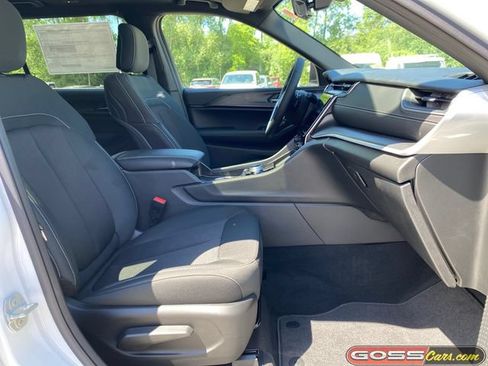 New 2026 Jeep Grand Cherokee L 4WD image 6