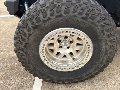 Used 2021 Jeep Gladiator Rubicon AWD/4WD image 9