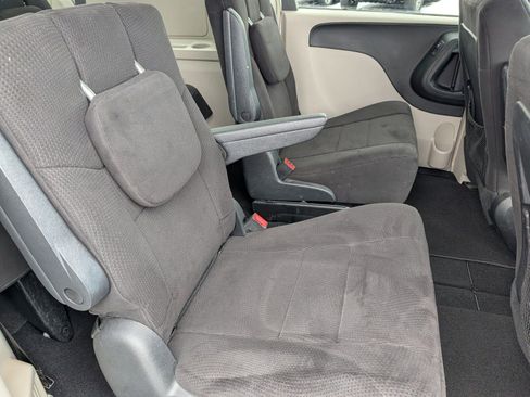 Used 2011 Dodge Grand Caravan Crew image 19