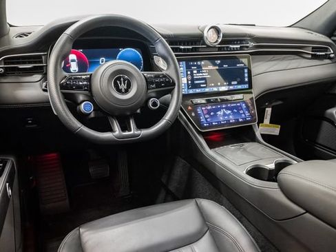 New 2025 Maserati Grecale GT AWD/4WD image 6
