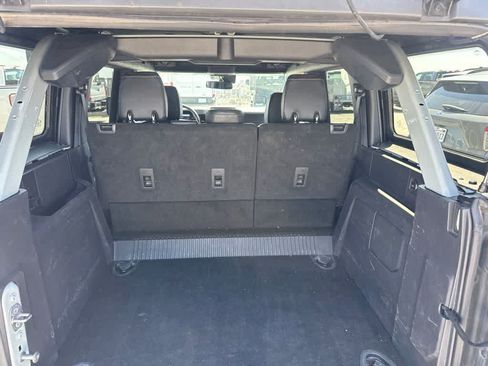 Used 2022 Ford Bronco Badlands AWD/4WD image 10