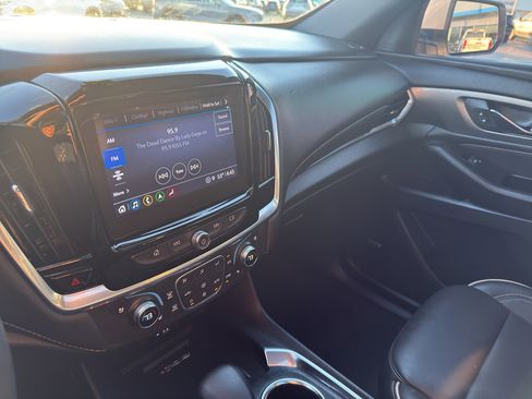 Certified 2023 Chevrolet Traverse Premier image 22