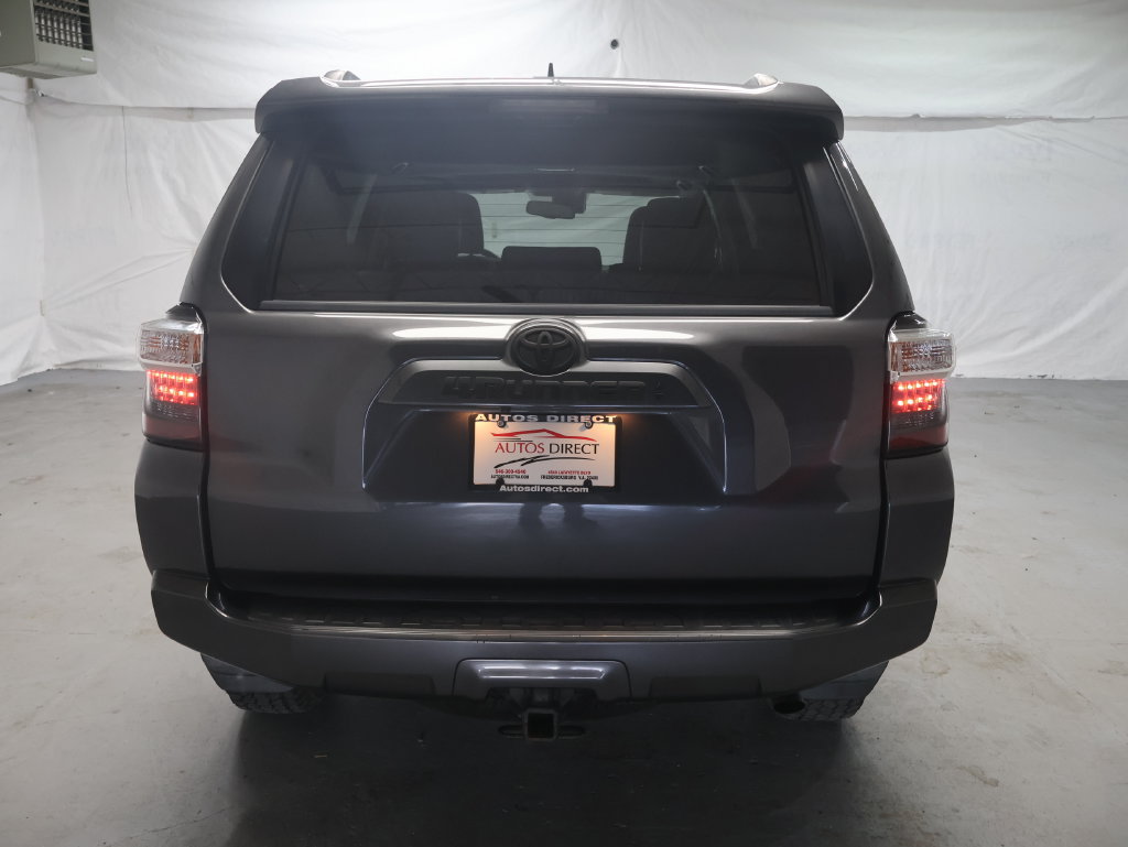 Used 2021 Toyota 4Runner SR5 Premium w/ Moonroof Package RWD image 6