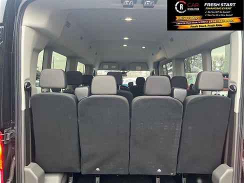 Used 2024 Ford Transit 350 XLT image 10