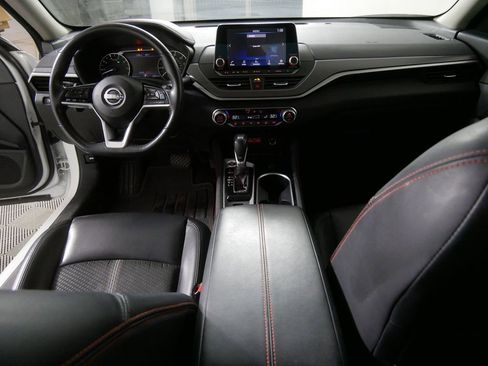 Used 2024 Nissan Altima 2.5 SR image 19