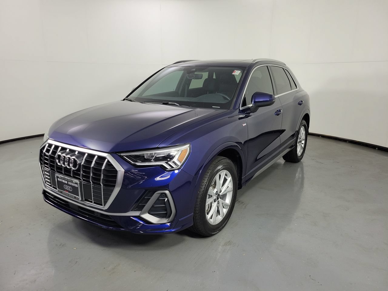 Used 2025 Audi Q3 2.0T Premium w/ Convenience Package AWD/4WD image 5