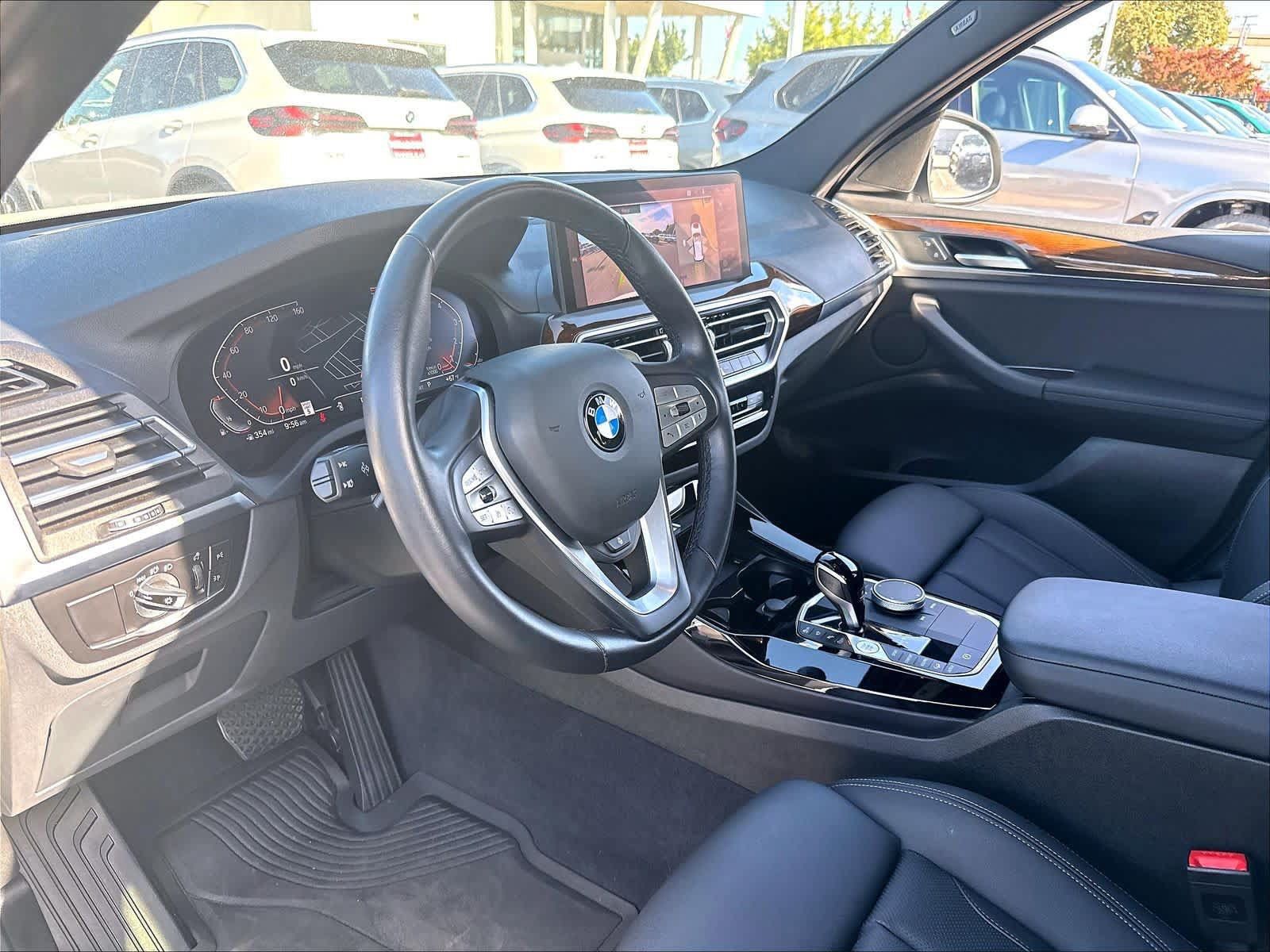 Used 2024 BMW X3 xDrive30i w/ Premium Package w/ZPA AWD/4WD image 18
