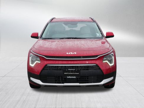 Certified 2023 Kia Niro EX image 2