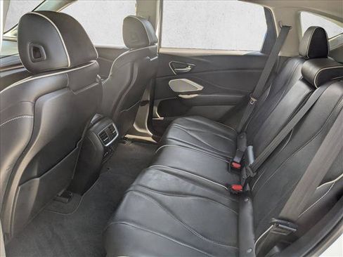 Used 2024 Acura RDX SH-AWD w/ Advance Package image 19