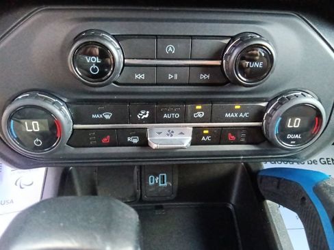 Used 2023 Ford Bronco Outer Banks AWD/4WD image 22