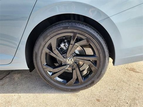 New 2026 Volkswagen Jetta SE image 25