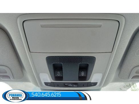 New 2025 Honda Pilot Touring image 31