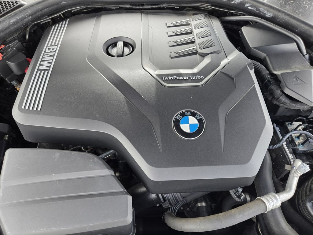 Used 2020 BMW 330i xDrive Sedan w/ M Sport Package AWD/4WD image 29