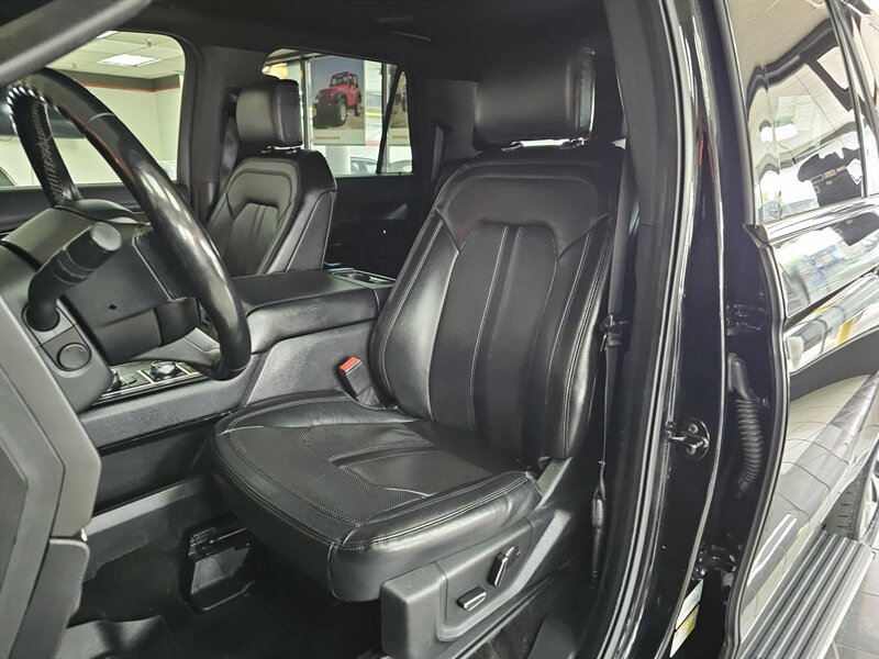 Used 2018 Ford Expedition Max Limited AWD/4WD image 10
