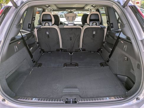 New 2026 Volvo XC90 B6 Core image 13