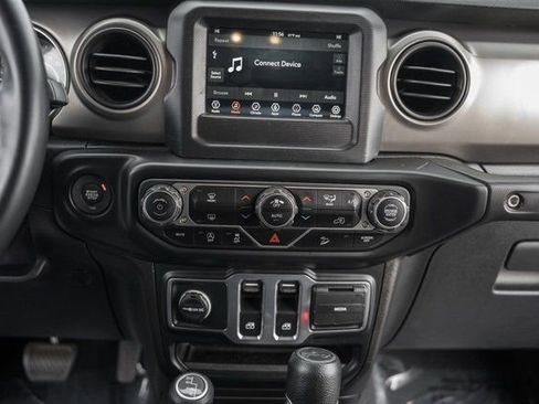 Used 2020 Jeep Wrangler Sport image 22