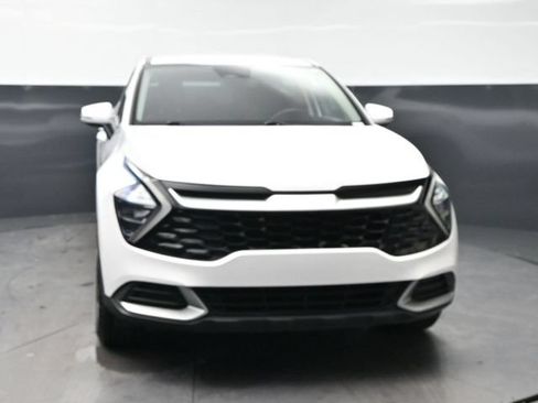 Used 2023 Kia Sportage EX FWD image 2