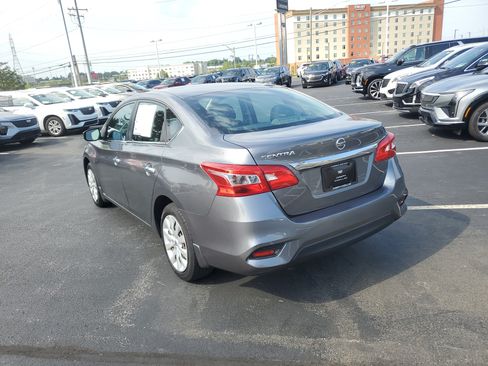 Used 2019 Nissan Sentra S FWD image 2