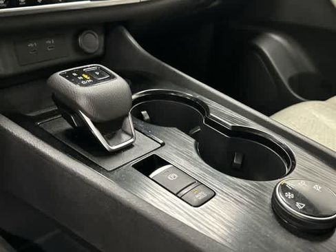 Used 2025 Nissan Rogue SV image 23